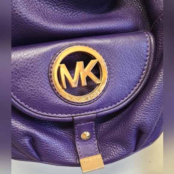 Michael Kors purse - Picture 8 of 10